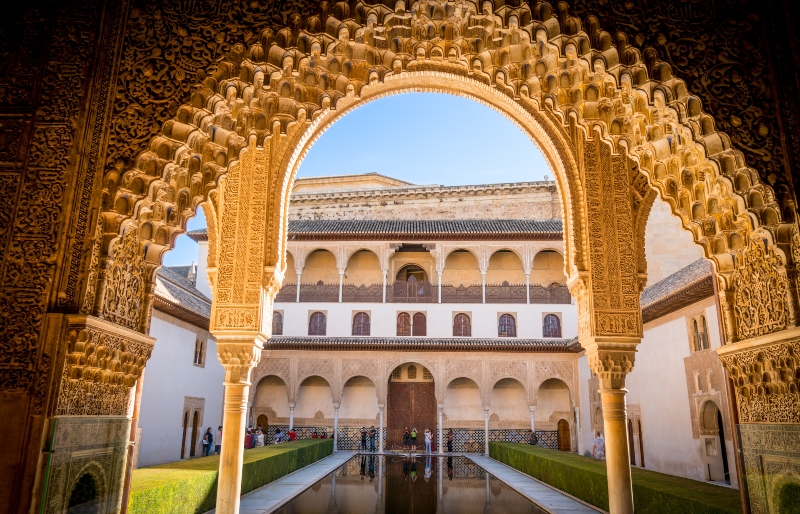 Alhambra Palace, Islamic architecture